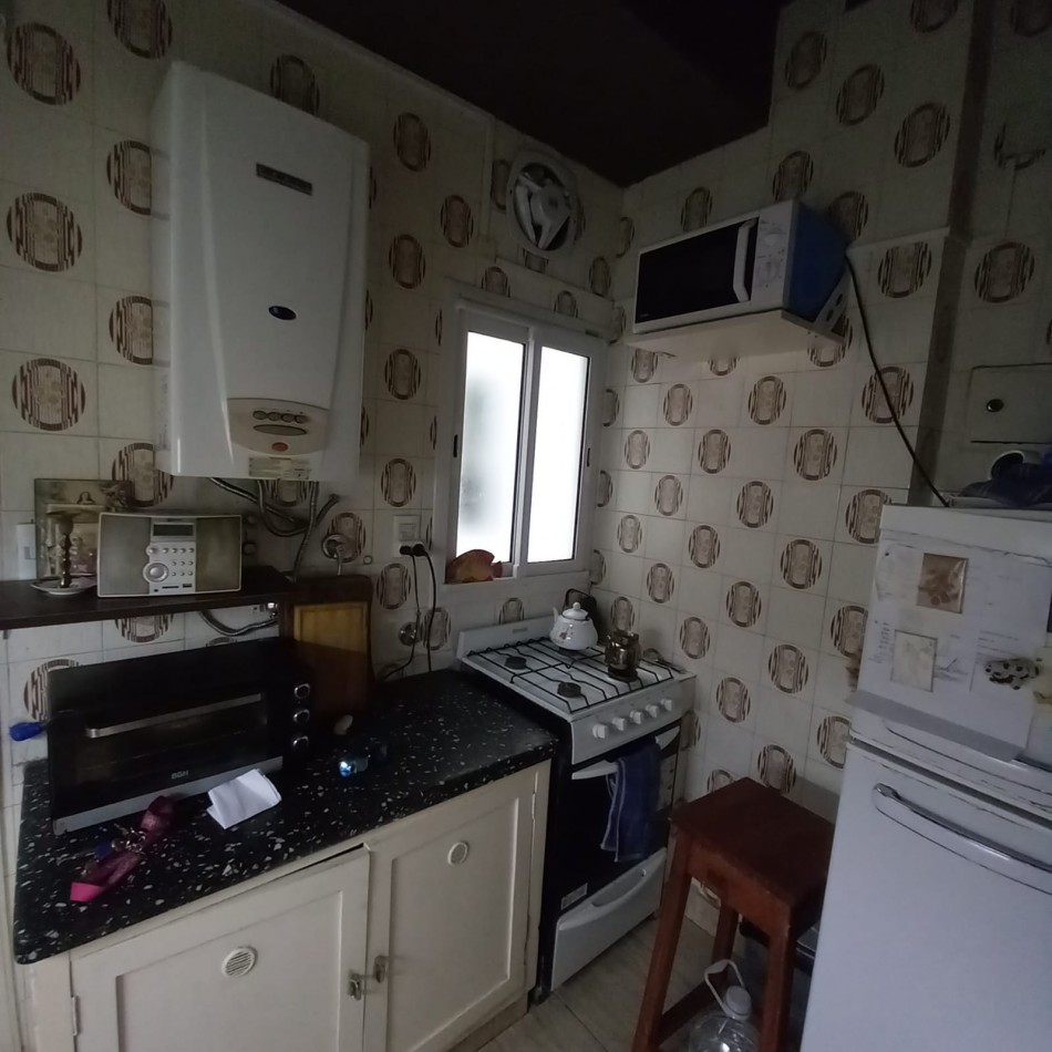 DEPARTAMENTO 2 AMB CONTRAFRENTE, CON PATIO Y ESPACIO DE COCHERA - ZONA: PLAYA VARESE