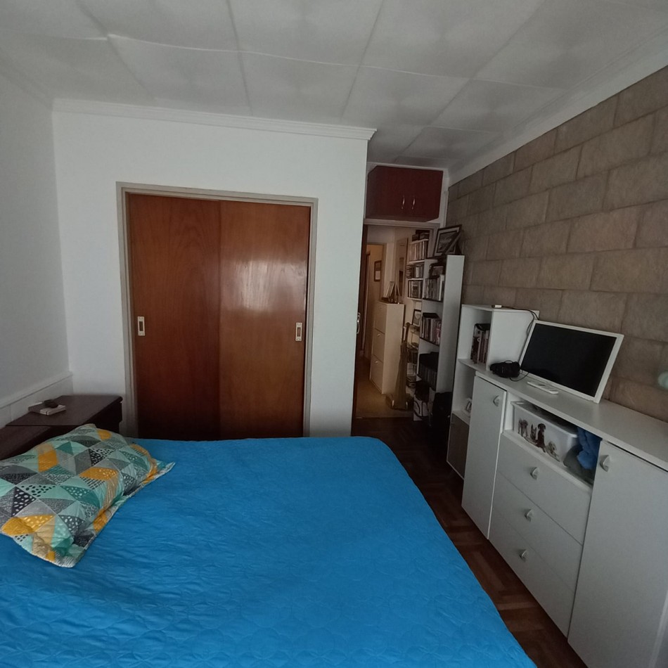 DEPARTAMENTO 2 AMB CONTRAFRENTE, CON PATIO Y ESPACIO DE COCHERA - ZONA: PLAYA VARESE