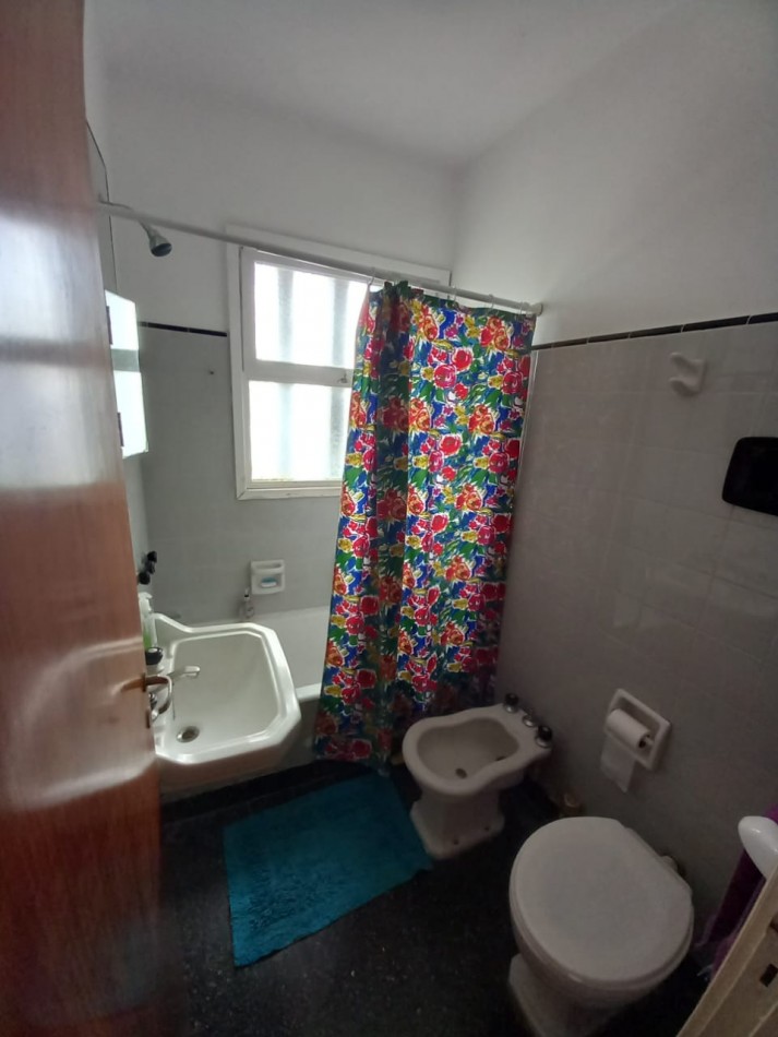 DEPARTAMENTO 2 AMB TODO EXTERNO, CON BALCON, VISTA PANORAMICA Y COCHERA FIJA - ZONA: MACROCENTRO
