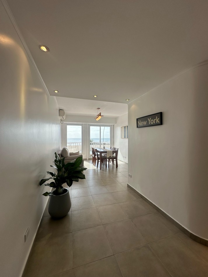DEPARTAMENTO 3 AMB AL FRENTE CON VISTA AL MAR, BALCON TERRAZA Y COCHERA FIJA - ZONA: TORREON