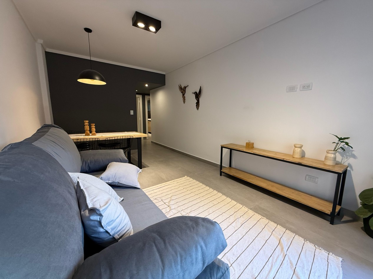 DEPARTAMENTO 2 AMB. AL FRENTE CON BALCON - ZONA: PASEO ALDREY