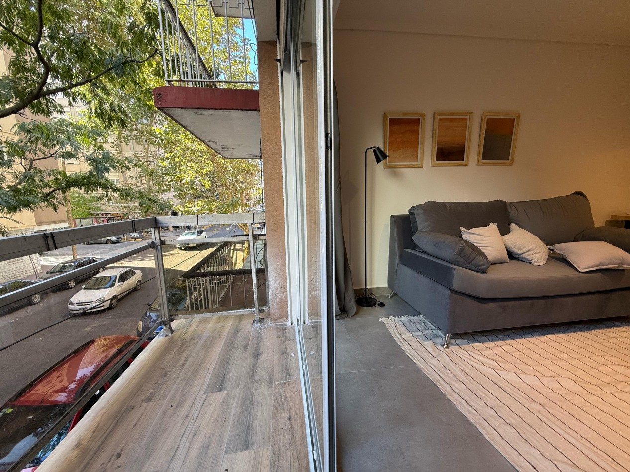 DEPARTAMENTO 2 AMB. AL FRENTE CON BALCON - ZONA: PASEO ALDREY