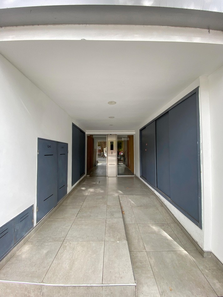DEPARTAMENTO 1 AMB AL FRENTE, CON VENTANAL, EN EDIFICIO MODERNO - ZONA: CENTRO