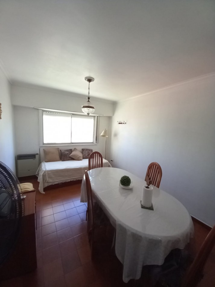 DEPARTAMENTO 2 AMB. AL LATERAL - ZONA: FALUCHO Y ENTRE RIOS