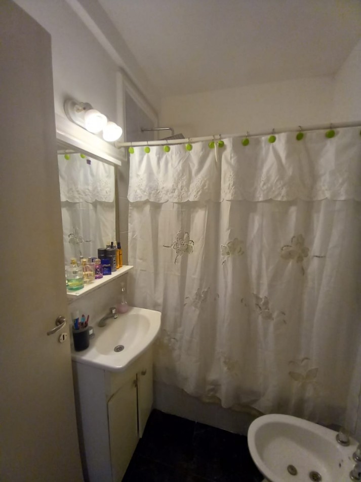 DEPARTAMENTO 3 AMB. CON DPCIA, TODO EXTERNO, APTO CREDITO - ZONA: PLAZA COLON