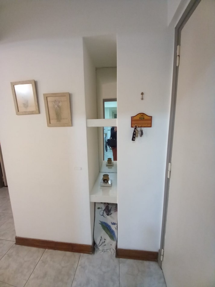 DEPARTAMENTO 3 AMB. CON DPCIA, TODO EXTERNO, APTO CREDITO - ZONA: PLAZA COLON