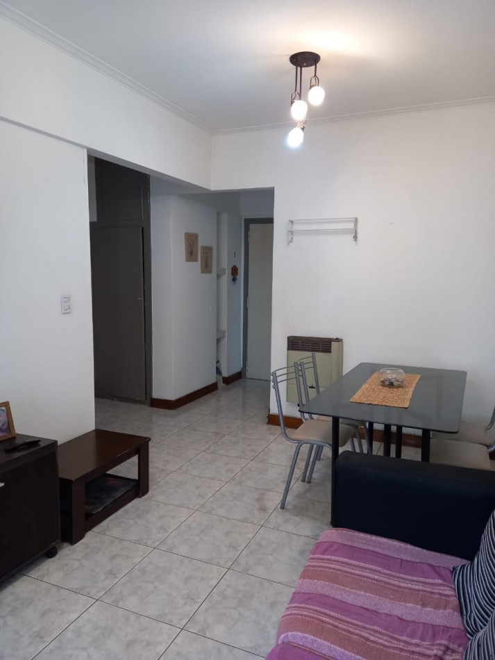 DEPARTAMENTO 3 AMB. CON DPCIA, TODO EXTERNO, APTO CREDITO - ZONA: PLAZA COLON