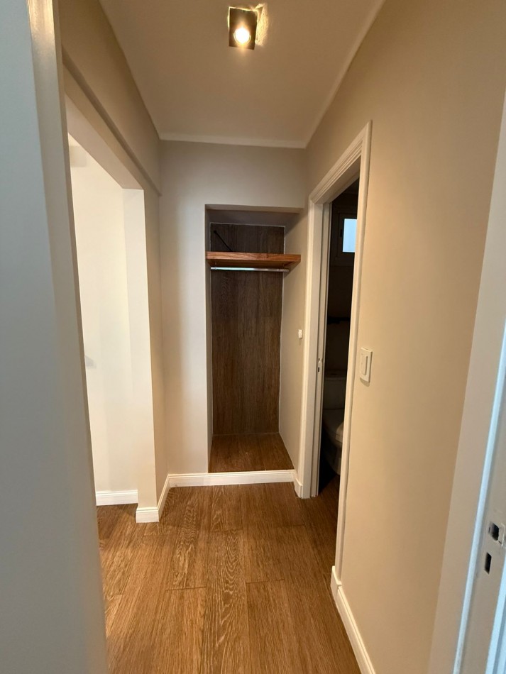 DEPARTAMENTO 2 AMB AL FRENTE, TODO EXTERNO, CON BALCON - ZONA: CENTRO
