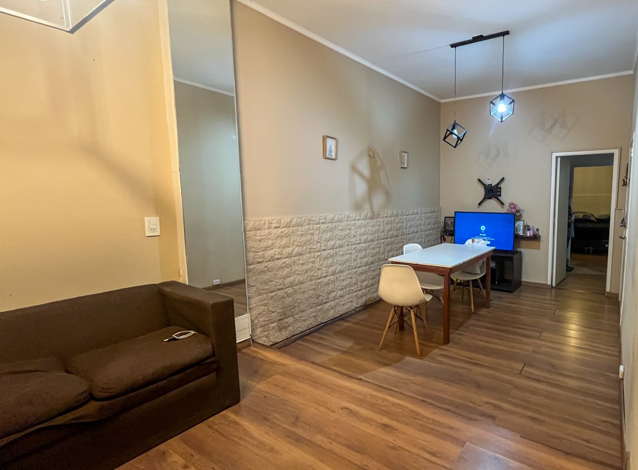 APTO CREDITO - DEPARTAMENTO 2 AMB AL FRENTE CON PATIO CUBIERTO - ZONA: PASEO ALDREY