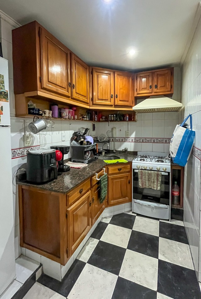 APTO CREDITO - DEPARTAMENTO 2 AMB AL FRENTE CON PATIO CUBIERTO - ZONA: PASEO ALDREY