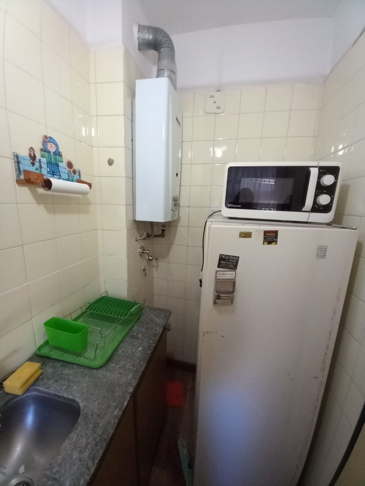 DEPARTAMENTO 1 AMB DIVISIBLE, AL CONTRAFRENTE C/ BALCON FRANCES - ZONA: MACROCENTRO