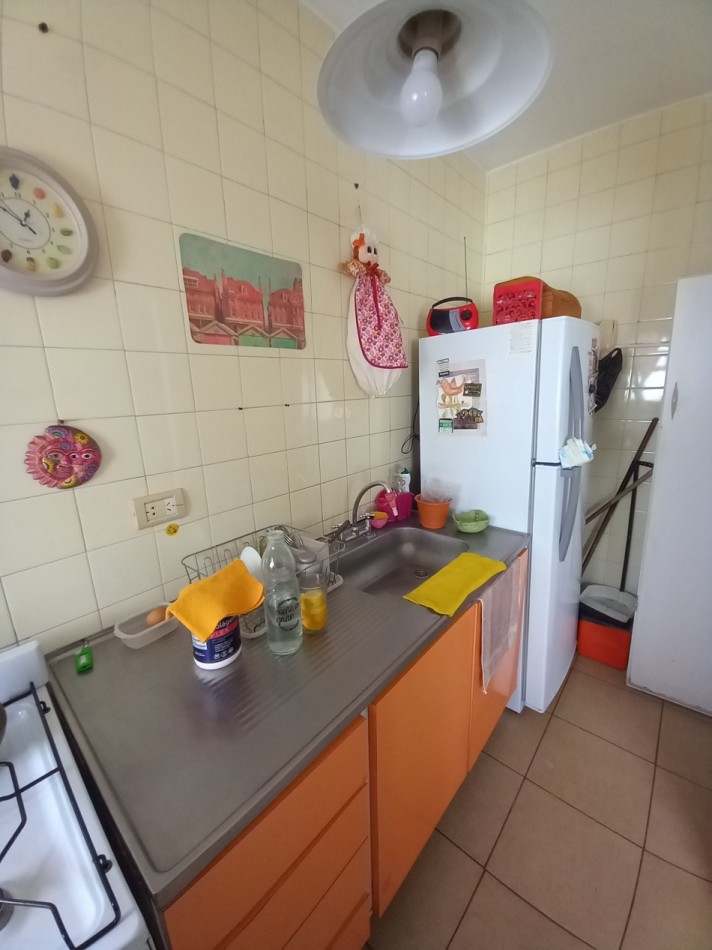 DEPARTAMENTO 2 AMB. AL CONTRAFRENTE CON ESPACIO DE COCHERA - ZONA: BARRIO CONSTITUCION