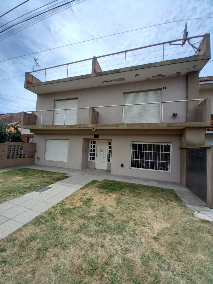 DEPARTAMENTO 2 AMB. AL CONTRAFRENTE CON ESPACIO DE COCHERA - ZONA: BARRIO CONSTITUCION