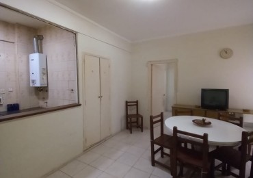DEPARTAMENTO 2 AMB. INTERNO - LUMINOSO - ZONA: CENTRO
