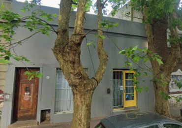 CASA CON LOCAL IDEAL DESARROLLADORES O INVERSORES - ZONA: PLAZA MITRE